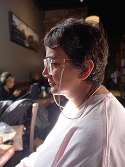 Persian and English Language Tutor Sareh from Aurora, ON