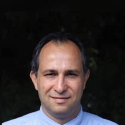 French and English Language Tutor Alireza from Vancouver, BC