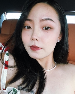 Mandarin Chinese Language Tutor Riki from Richmond, BC