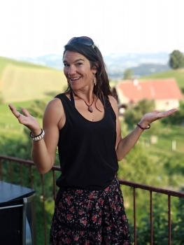 German, French and English Language Tutor Nathalie from Thun, Switzerland