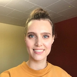 English Language Tutor Rebekah from Richmond, BC