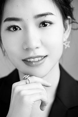 Mandarin Chinese Language Tutor Lusha from Shanghai, China