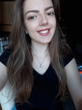 English, Serbo-Croatian and Bosnian Language Tutor Andrea from Belgrade, Serbia