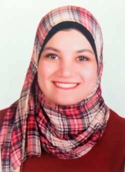 English and Arabic Language Tutor Nadine from Cairo, Egypt