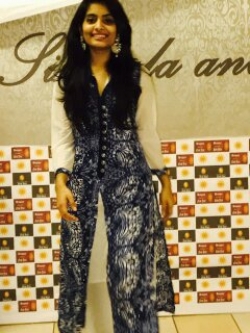 Hindi Language Tutor Kari from Vitebsk, Belarus