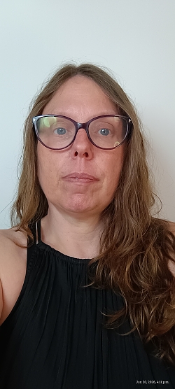 English Language Tutor Laura from Winnipeg, MB