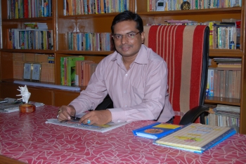 English Language Tutor Satya from New Delhi, India