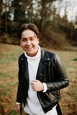 English Language Tutor Chase from Vancouver, BC