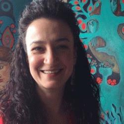 English Language Tutor Irene from Montreal, QC