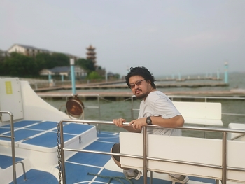 Mandarin Chinese and English Language Tutor Hongyang from Vancouver, BC