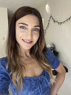 Russian Language Tutor Leila from Vancouver, BC