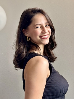 Arabic, French and English Language Tutor Mayar from Ottawa, ON