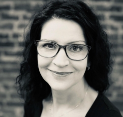 German Language Tutor Elke from Ottawa, ON