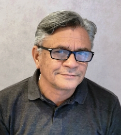 English Language Tutor Daniel from Bucharest, Romania