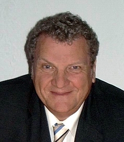 Math, Electrical Engineering and Physics Tutor Edgar from Banská Štiavnica, Slovakia