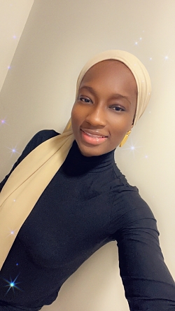 French Language Tutor Fatoumata from Langford, BC