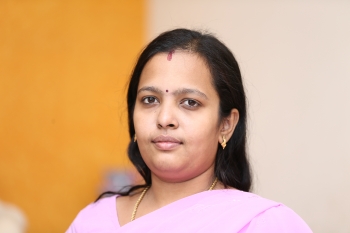 English and Tamil Language Tutor Akshaya from Chennai, India