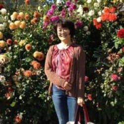 Mandarin Chinese and English Language Tutor Shelly from Victoria, BC