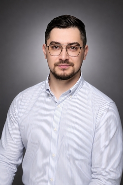 English Language Tutor Vitaly from Calgary, AB