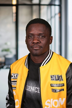 French Language Tutor Kevin Rostand from Ottawa, ON