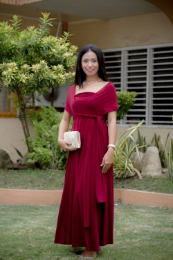 English and Tagalog Filipino Language Tutor Anrose from Tanjay, Philippines