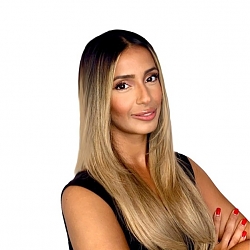 English Language Tutor Shiesta from Brampton, ON