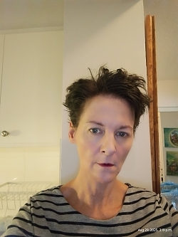 Language Arts, Essay Writing, Writing, Study Skills and Reading Tutor Jennifer from Montréal, QC