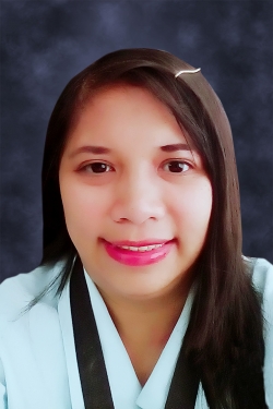 English and Tagalog Filipino Language Tutor Maria Rosanna from Baguio, Philippines