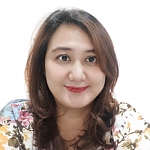 Indonesian Language Tutor Hilda from Little Current, ON